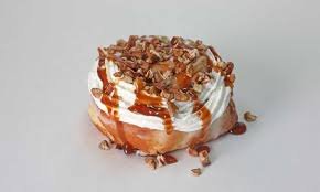 Mini Nutty Caramel Roll